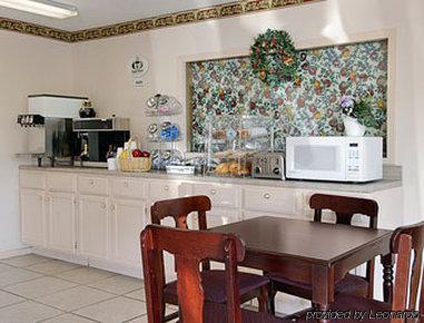 Super 8 By Wyndham Rock Port Mo Hotell Rum bild